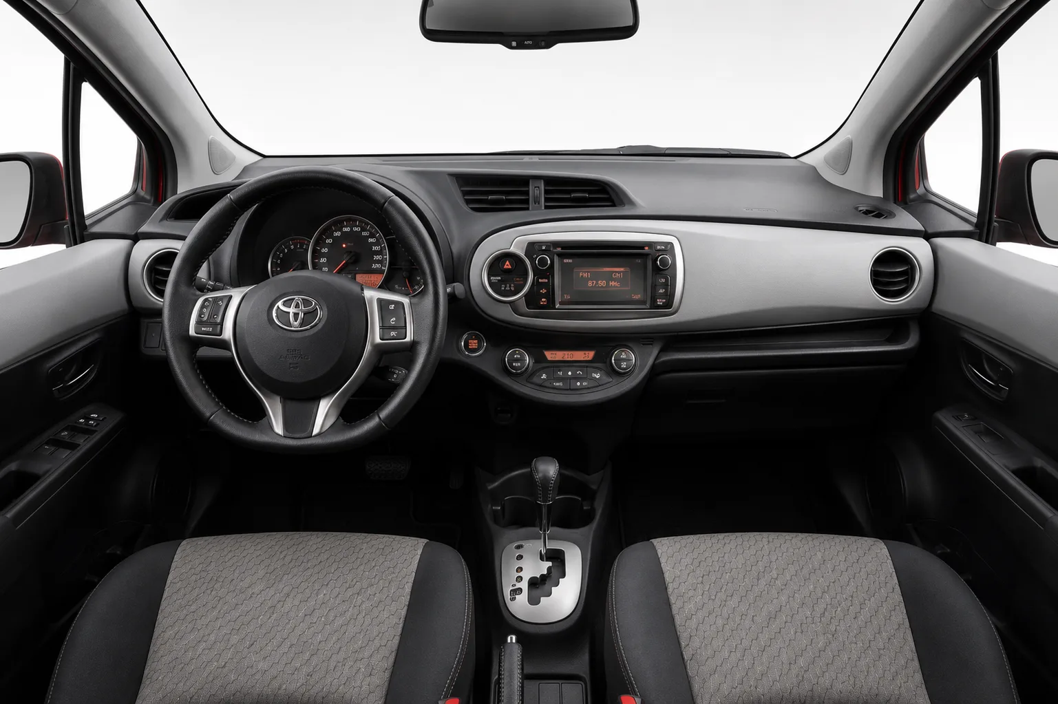 Toyota Yaris — Tableau de bord